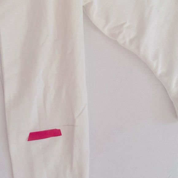 (A9) Lovers + Friends Tienna Bodysuit with thumb holes in White, Size XS, NWT - Picture 11 of 14